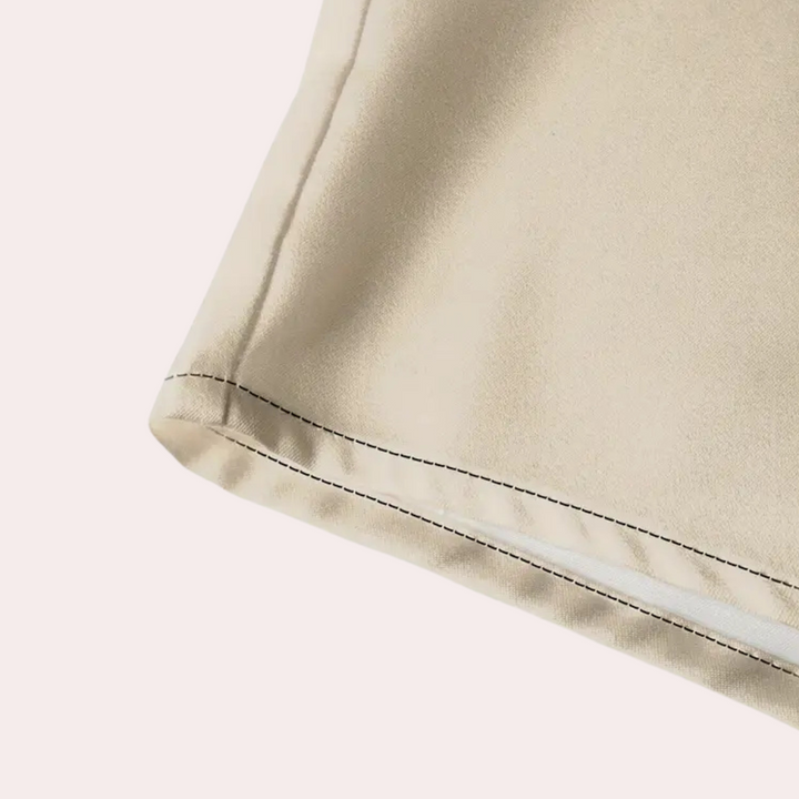Eleganter Damenrock mit Saumdetail – Modetrend 2023-Luzern Mode