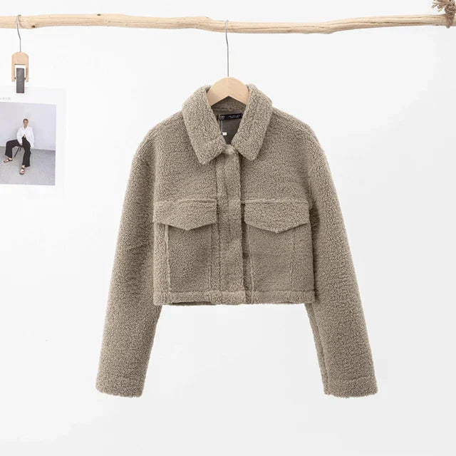 Damen Winterjacke aus Kunstlammwolle - Kurz und Modisch-Braun-XS-Luzern Mode