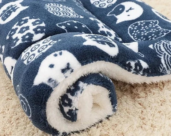 Deckchen für Katzen | Warm | Weich | Komfortabel | Waschbar | Stilvoll-Blau & Katzenmotiv-S-Luzern Mode