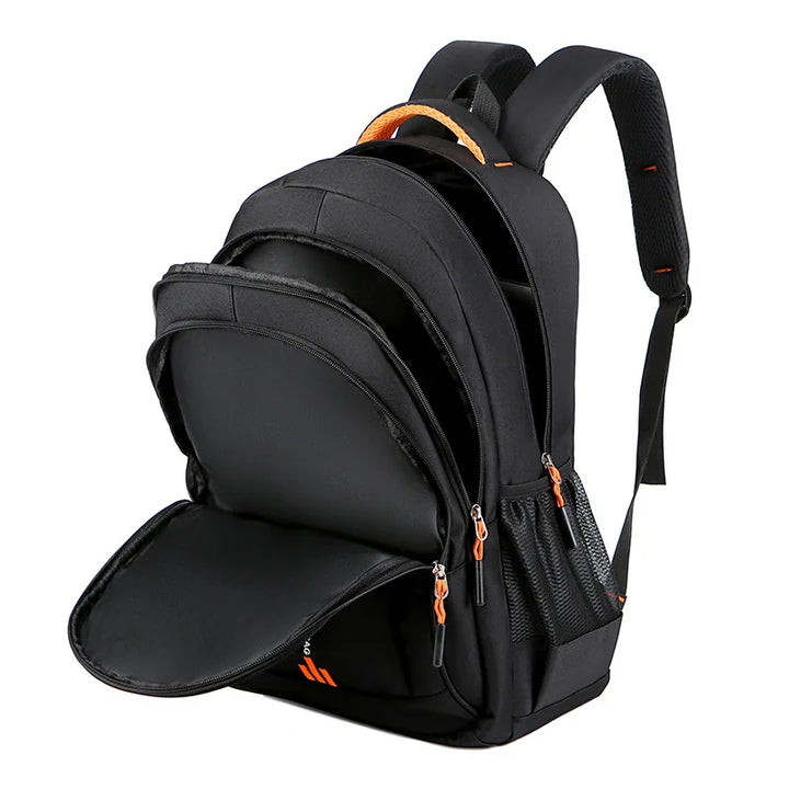 Wasserdichter Laptop Rucksack mit USB-Anschluss Herren-Luzern Mode