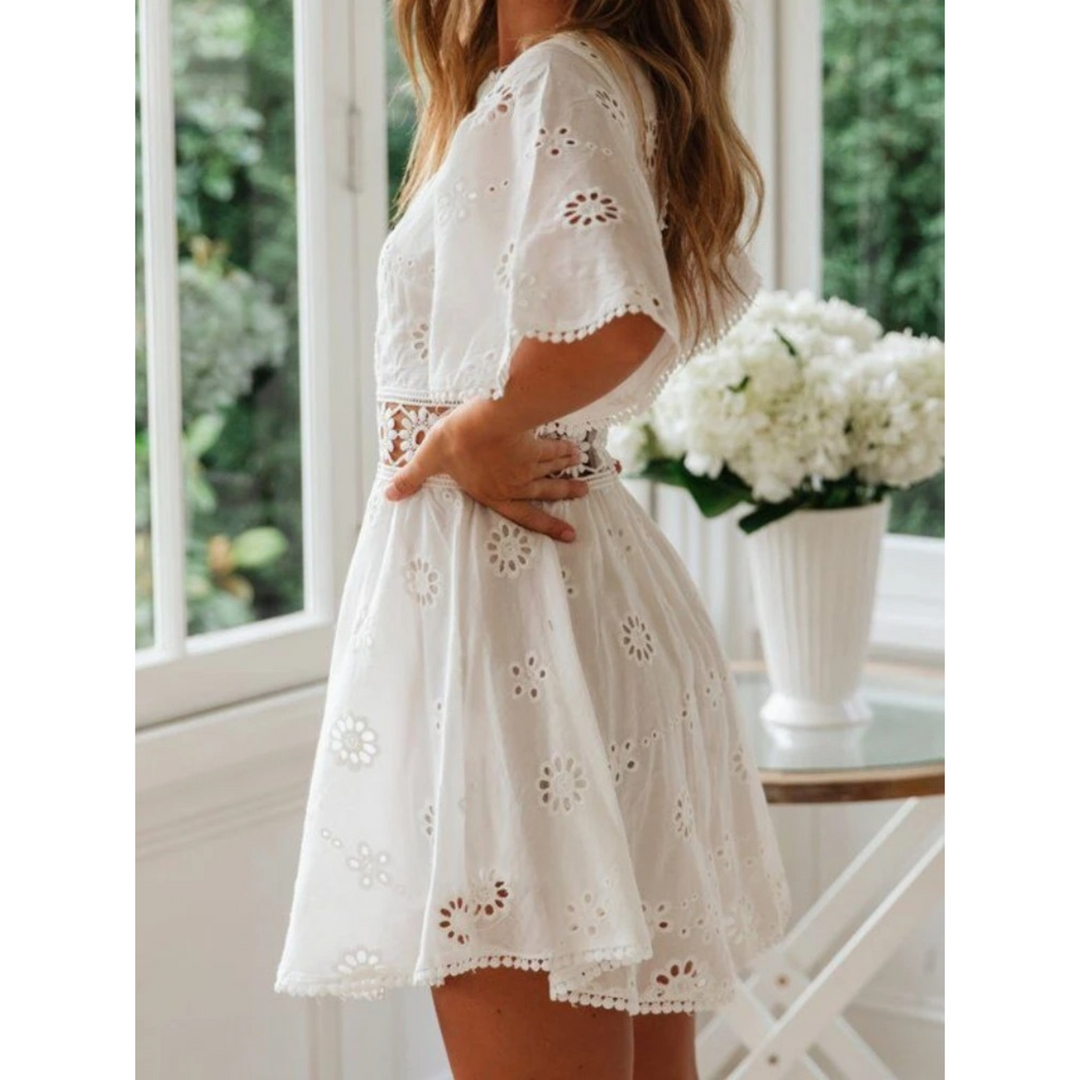 Sommerkleid Damen | figurbetont | luftig | Spitze | leichtes Material | atmungsaktiv-Luzern Mode