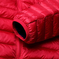 Damen Daunenjacke mit Kapuze - Leicht und Warm-Luzern Mode