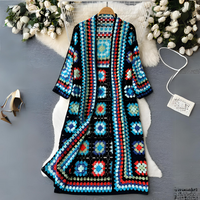 Damen Strickmantel mit Blumenmuster - Boho Cardigan Lang-Blau-Einheitsgröße-Luzern Mode