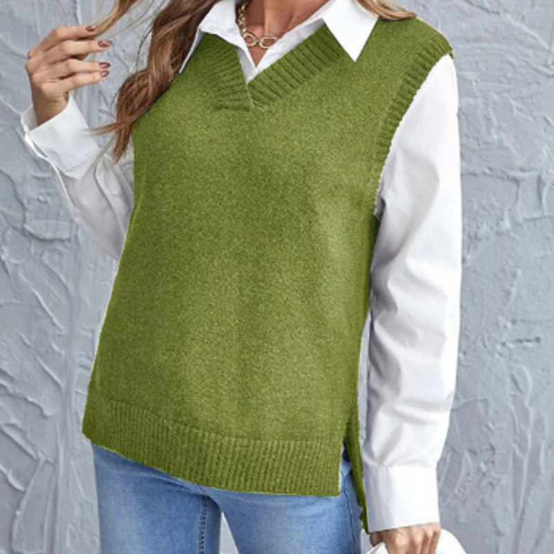 Damen Strickweste mit V-Ausschnitt über Hemd Outfit-Grün-S-Luzern Mode