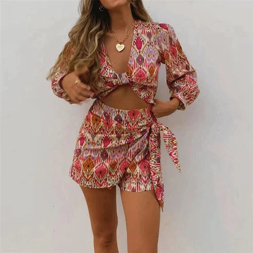 Wickelrock-Shorts | lockere Bluse | luftiges Material | figurfreundlich | bequem | rot-Luzern Mode